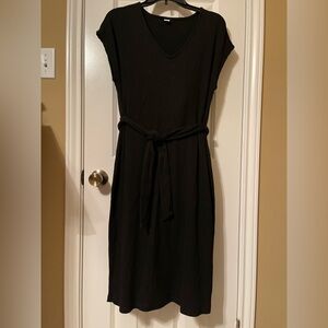Old Navy Ribbed Black Midi Dress